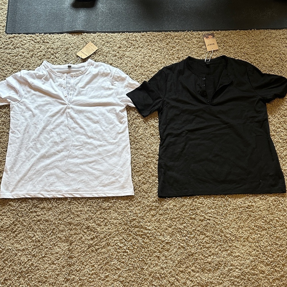 Men's Short Sleeve Henley T-Shirt - Black and White
